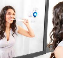 Oral-B toothbrush makes smarter