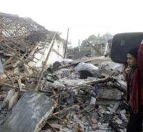 Panic by new earthquake on Lombok