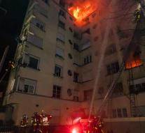 Parisian neighborhood shocked about lighting apartment fire