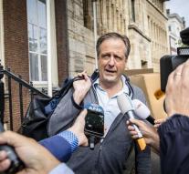 Pechtold: Parties formation make centimeters