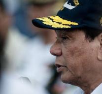 Philippine leader throws a stir in drug war