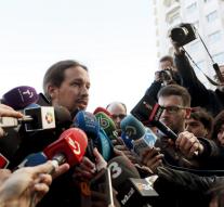 Podemos consult members on government participation