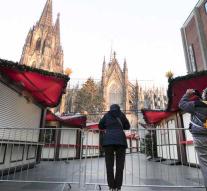 Police alert, but no machine guns at Christmas market Cologne