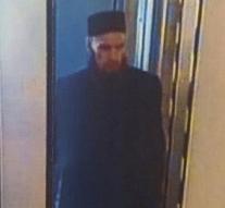 'Police are looking for this man after attack St. Petersburg '