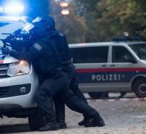 Police Austria looking for terror suspects