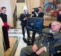 Pope Francis met astrophysicist Stephen Hawking