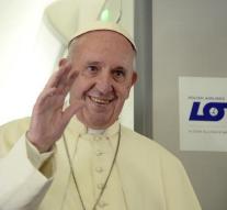 Pope opens door for women