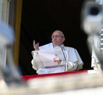 Pope promises end disguise abuse