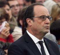 President Hollande in commemoration bus crash