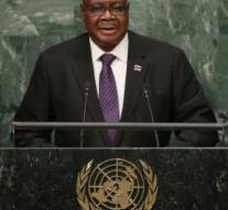 President Malawi promises 'vampires'