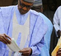 President Nigeria votes in 'late' election