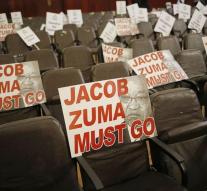 President Zuma survives motion of distrust