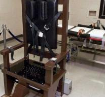 Prisoner elects electric chair above lethal injection