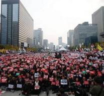 Protesters in Seoul demands resignation president