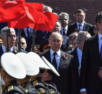 Putin and Netanyahu enjoy army