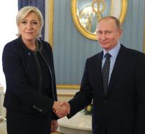 Putin justifies receiving Le Pen