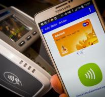 Rabobank puts mobile payment SIM KPN