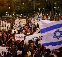 Rally in Israel against expelling Africans