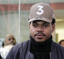 Rapper donates million to schools in Chicago