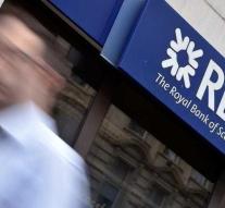 RBS scrap nearly 800 British jobs