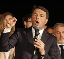 Renzi again elected as party leader
