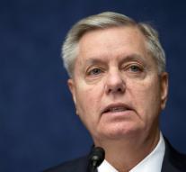Republican Graham throws in the towel