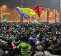 Romania promises new law against corruption