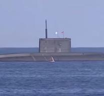 Russians bombard ISIS from submarine