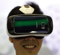 'Samsung comes with VR cameras