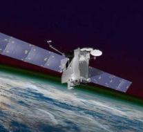Satellite explores edge of earth