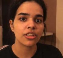 Saudi (18): I get asylum in Australia