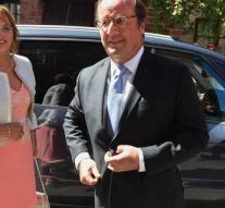 Ségolène Royal settles with François Hollande