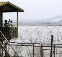 South Korea: North Korean DMZ extends over
