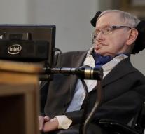 Stephen Hawking goes into space