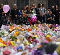 Stream of donations after attack Manchester