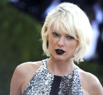 Taylor Swift wants to tackle YouTube with law