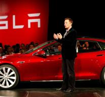 Tesla goes further by stronger battery
