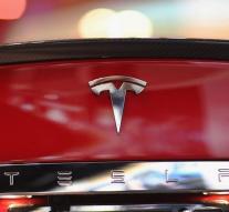 Tesla is charging battery for evacués Irma