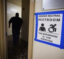 Texas judge: no toilet choice transgender