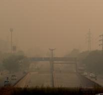 Thick smog in New Delhi after Diwali