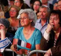 Thousands commemorate the murdered Jewish in Paris