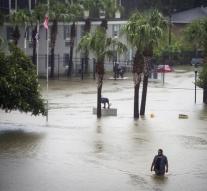 Thousands of people rescued from floods USA