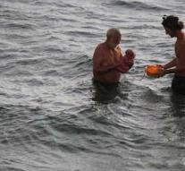 Tourist gave birth in the Red Sea