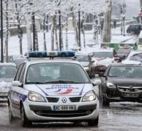 Traffic jammed in southern French snow