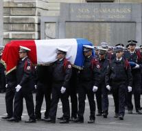 Tribute to dead police officer attack Paris