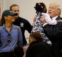 Trump comforts the victims of Harvey