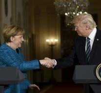 Trump congratulates Merkel on victory