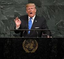 Trump threatens with destruction North Korea