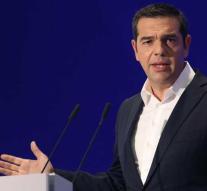 Tsipras promises more money and less tax
