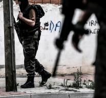 Turkey arrests suspected militant IS